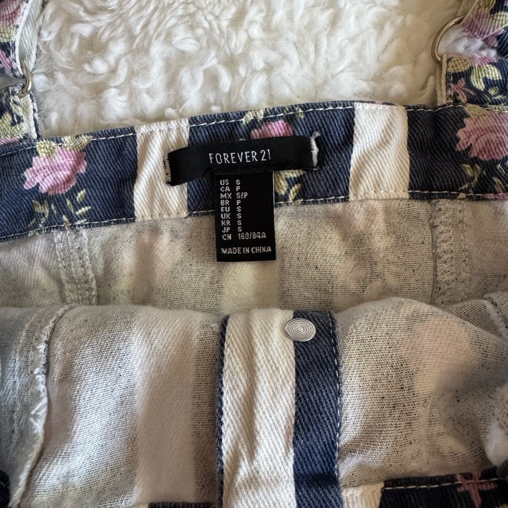 Forever 21 Floral Denim Print Bustier Style Crop Top - Picture 5 of 7